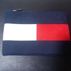 TOMMYロゴのポーチのサムネイル