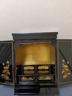 黒漆　コンパクト仏壇　美品だけど訳ありのサムネイル