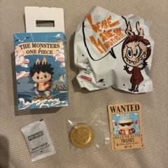【海外限定】POP MART ラブブ ONE PIECE フランキーのサムネイル