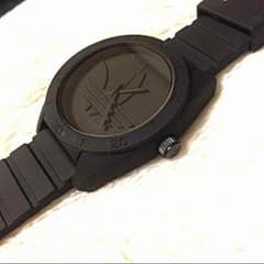 アディダス 腕時計のサムネイル