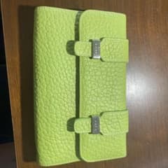 クラッチバッグのサムネイル
