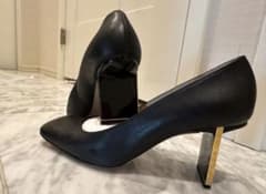 GIVENCHY パンプス ヒール ブラック　37.5 ジバンシーのサムネイル