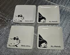 Hello Kitty My Melody小 皿 4枚セット (非売品)のサムネイル