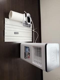 冷暖房機能付き どこでも置くだけエアコン2.6kW ドンキホーテのサムネイル