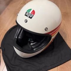 AGV フルフェイスヘルメット ホワイト ストライプ AGV フルフェイスヘルメット ストライプデザイン - メルカリ