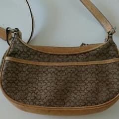 COACHのサムネイル