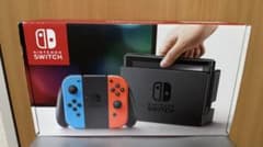 Nintendo Switch 本体 ネオンブルー ネオンレッドのサムネイル