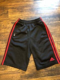 ★adidas ★アディダスハーフパンツ サイズ【140】のサムネイル