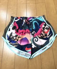 NIKE DRI-FITナイキ ランニング ショート パンツ Mのサムネイル