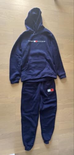 フード付きスウェットパンツセットのサムネイル