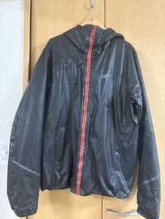 アークテリクスGORE-TEX ブラック ナイロンジャケットのサムネイル