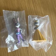 ズートピア ジュディ・ホップス フィギュア 2種セットのサムネイル