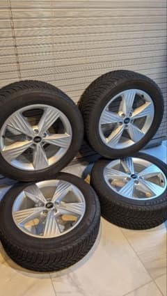 Q4 e-tronのAudi純正ホイールセット Michelinスタッドレス - メルカリ