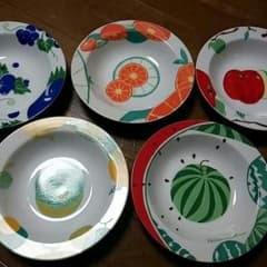 ノンノン樣専用！食卓をおしゃれに！フルーツ柄パスタ、カレー皿５枚setのサムネイル