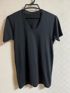 【PEACE FIT】ブラック Vネック Tシャツ Sのサムネイル