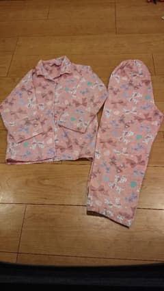 パジャマのサムネイル