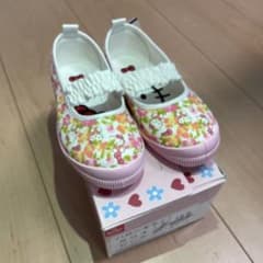 ルミっ子様限定　Hello kitty  上靴のサムネイル