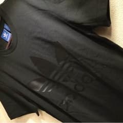 値下げ！アディダスオリジナルスTシャツのサムネイル