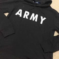 スピンズ トレーナーのサムネイル