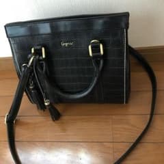 ショルダーバッグのサムネイル
