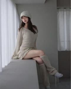 andmary Leia frill set up ベージュ トップスのみ - メルカリ
