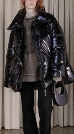 prank project グロッシーオーバーダウンジャケット - メルカリ