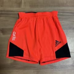 adidas オレンジ ショートパンツ 140のサムネイル