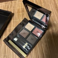 【未使用】トムフォード　46エンバーブロンズ アイカラークォードのサムネイル