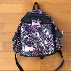 値下❗️♡キッズリュック♡〜ハローキティ〜のサムネイル