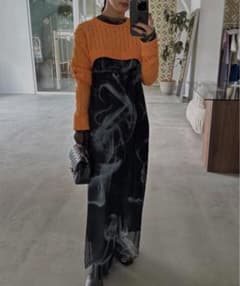 春*風様 AMERI VINTAGE カールオフスモークシアードレス 美品 - メルカリ