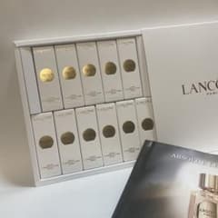 LANCOME アプソリュ レ パルファン 11種　ディスカバリーセットのサムネイル
