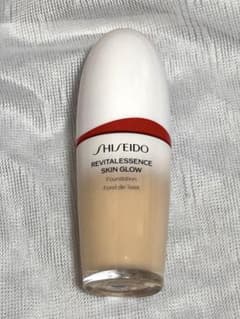 ★SHISEIDO エッセンス スキングロウファンデーション 160shell★のサムネイル