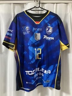 大分トリニータ30周年記念Tシャツ〜進撃の巨人ver.〜のサムネイル
