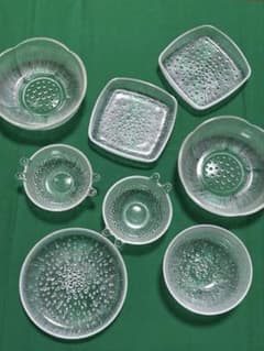 昭和レトロ　気泡入りガラス製食器のサムネイル