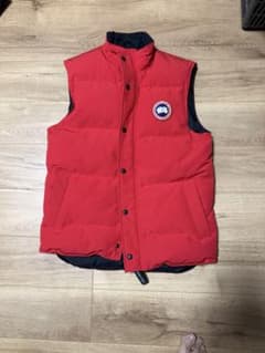 CANADA GOOSE ダウンベスト Mサイズ レッドのサムネイル