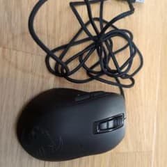 中古品　Roccat KonePure blackのサムネイル