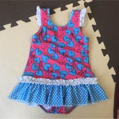 女の子水着のサムネイル