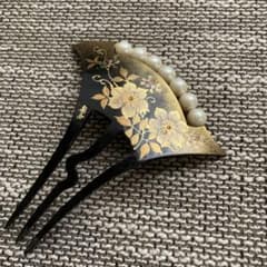 粋なかんざしのサムネイル