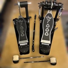 DW7000 ツインペダル ケース付き 中古のサムネイル