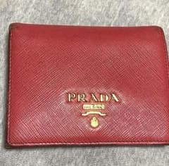 PRADA 二つ折り財布のサムネイル