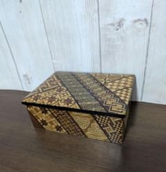 [美品]箱根寄木細工 宝石箱 小物入れ 鏡付き伝統工芸品 ジュエリーボックス 箱根寄木細工 鏡付き 小物入れ 宝石箱 伝統工芸 - メルカリ
