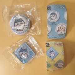 ちいかわ くら寿司 コラボ 缶バッジ ＋マグネットセット ハチワレのサムネイル