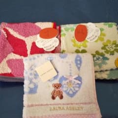 タオルハンカチ(Sybilla2枚～laura ashley）のサムネイル
