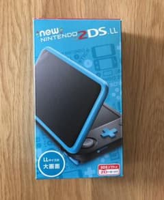 Newニンテンドー2DS LL ブラック×ターコイズ　付属品あり　充電アダプタ付のサムネイル