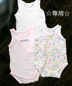 ノースリーブロンパース３枚セット　80cmのサムネイル