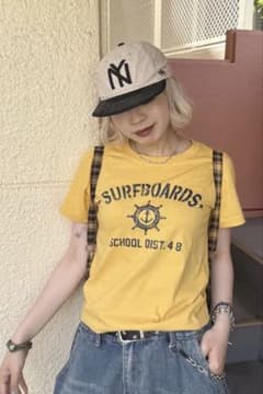 nugu SURFBOARDS 半袖Tシャツ イエローのサムネイル