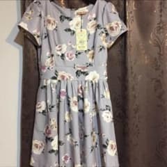 【急募／最終値下げ】dazzlin 花柄ワンピースのサムネイル