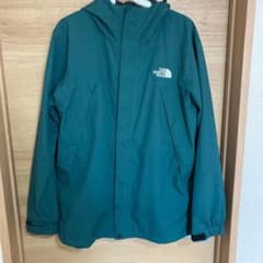 THE NORTH FACE マウンテンパーカーのサムネイル