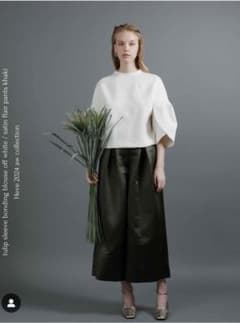 Heve へイヴ サテンフレアガウチョパンツ オリーブ 36 - メルカリ