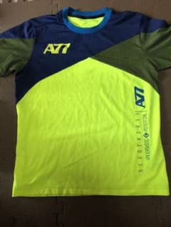 asics A77 トレーニングウェア上下のサムネイル
